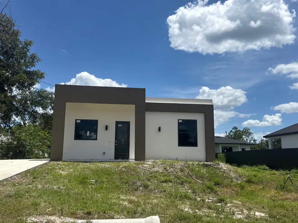 3807 9th Street Southwest Lehigh Acres, FL 33976, Lee County