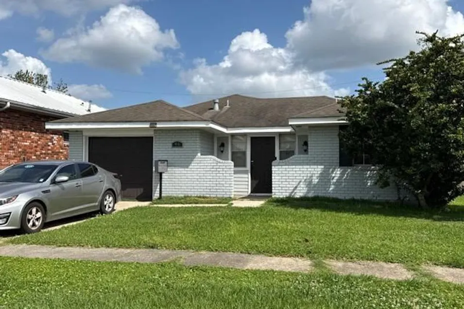 94 John Hopkins Dr Kenner, LA 70065, Jefferson County