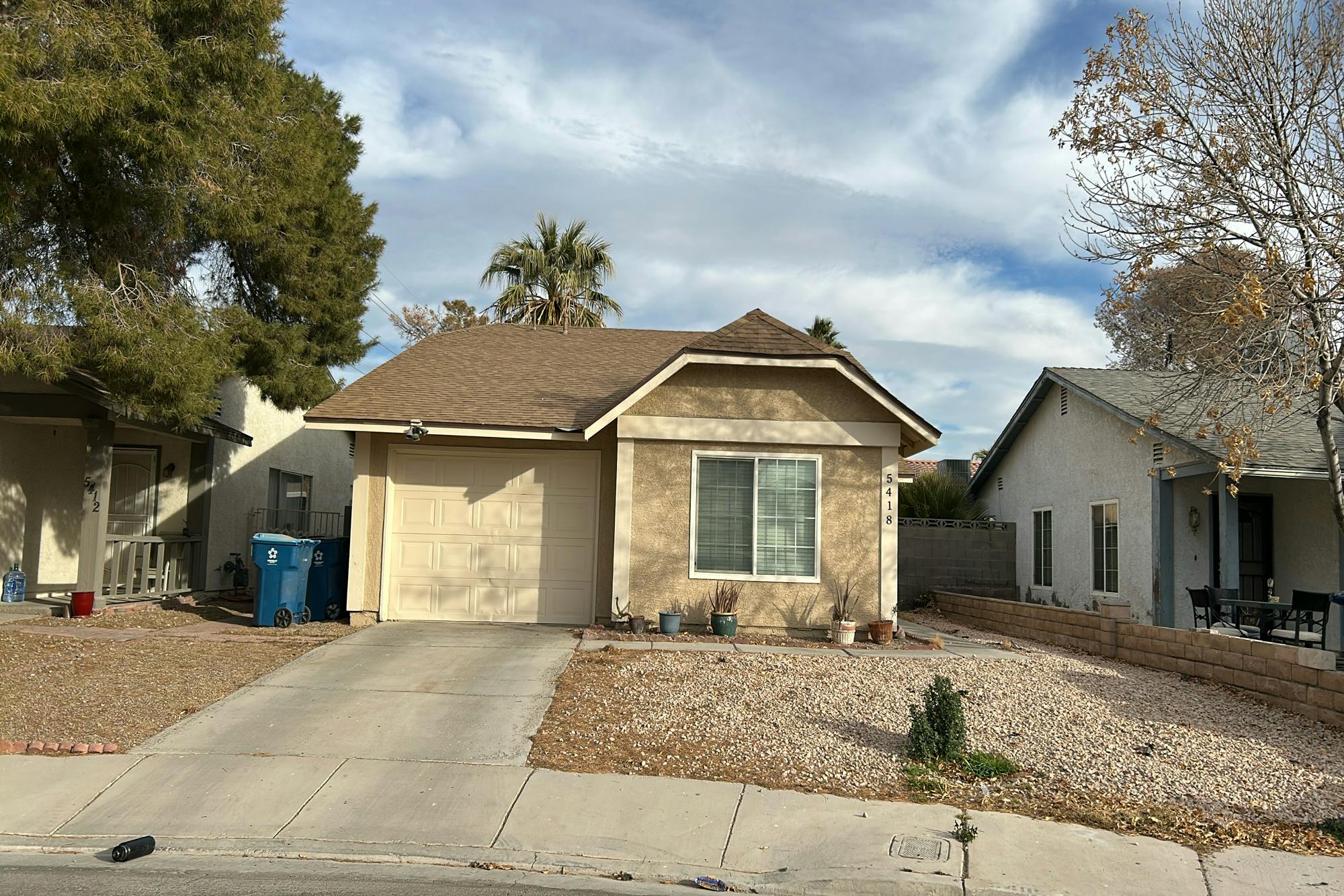 Alpaca Cir, Las Vegas, NV 89142