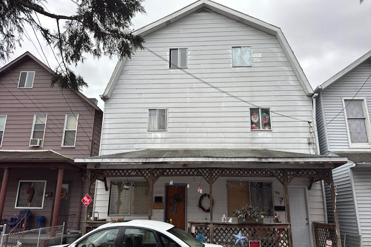 214 South St Connellsville, PA 15425, Fayette County