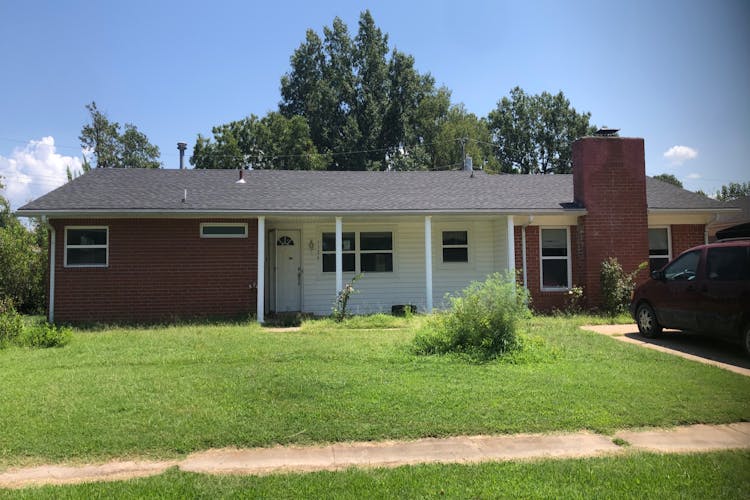 1526 Pineywood Dr McAlester, OK 74501, Pittsburg County