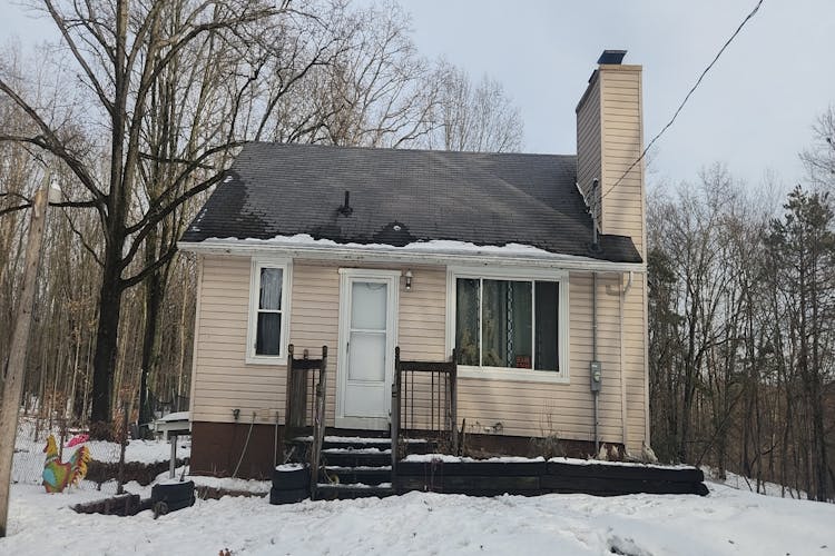 5951 Jackson Ave Lake Station, MI 48632, Clare County