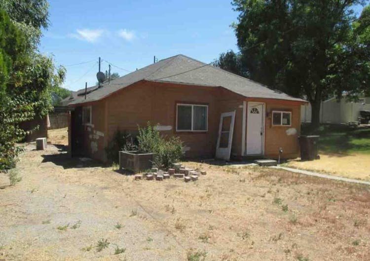 512 N Birch St Shoshone, ID 83352, Lincoln County
