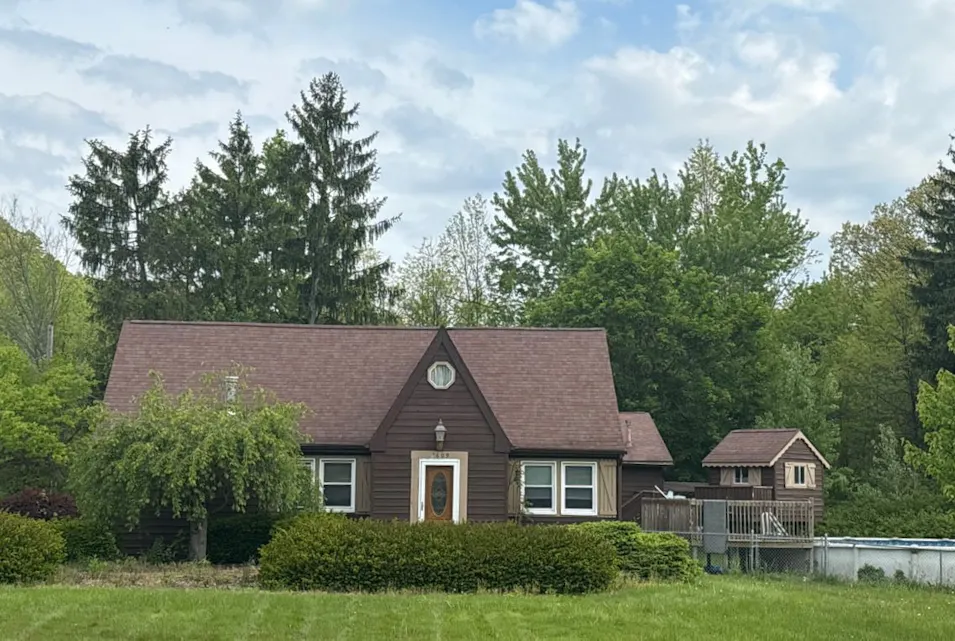 2609 Reeves Road Northeast Warren, OH 44483, Trumbull County