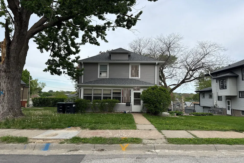 708 N 41st St Omaha, NE 68131, Douglas County