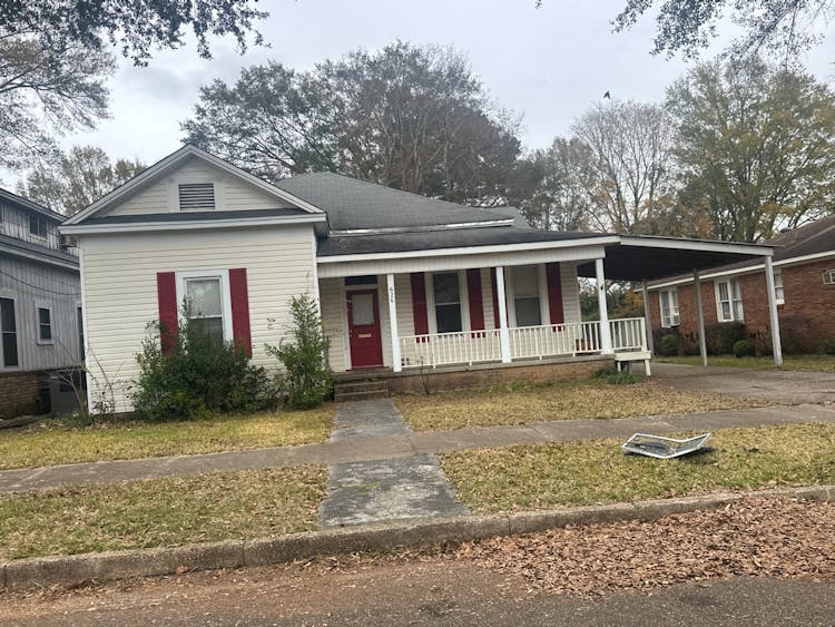 626 Virginia Ave McComb, MS 39648, Pike County