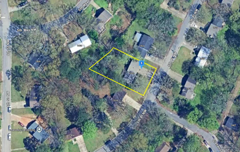 1620 5th Pl NW Center Point, AL 35215, Jefferson County