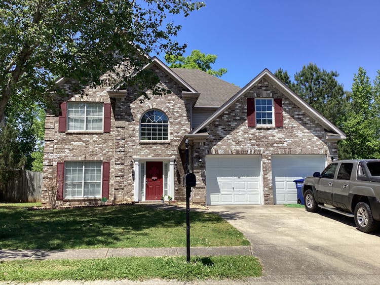 588 Forest Lakes Dr, Sterrett, AL, 35147, USA