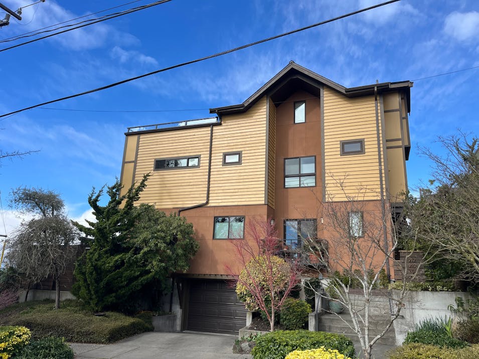 212 N 45th St Seattle, WA 98103, King County