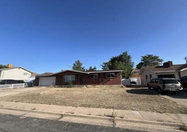 317 W 825 N Sunset, UT 84015, Davis County