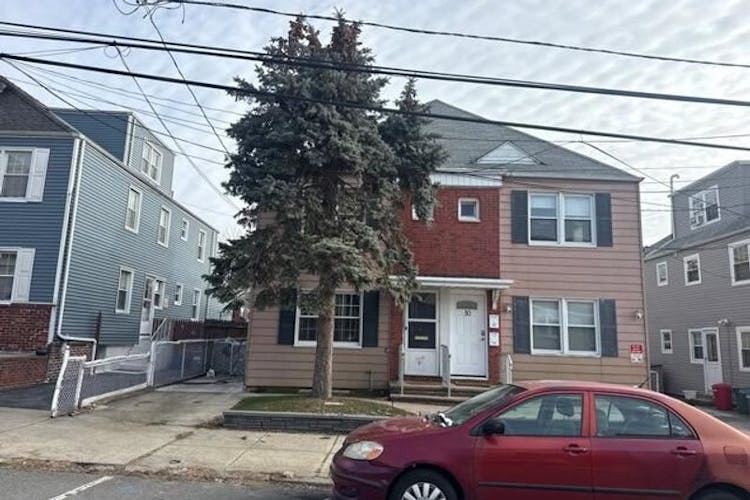 32 Kelly Pkwy Bayonne, NJ 07002, Hudson County