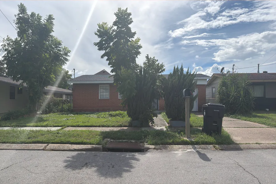 5508 Debore Dr New Orleans, LA 70126, Orleans County