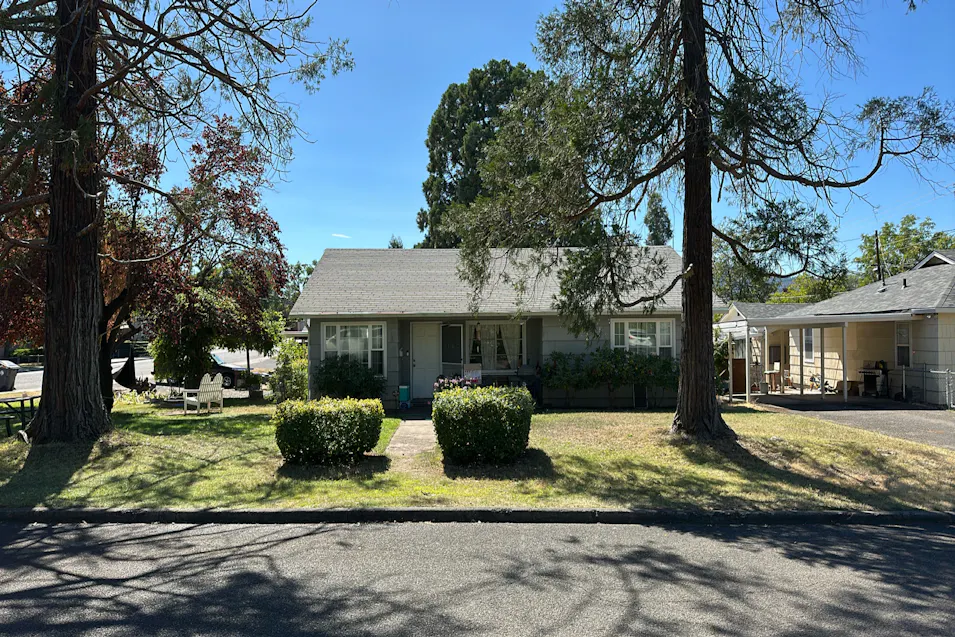 417 N 5th Street Central Point, OR 97502, Jackson County