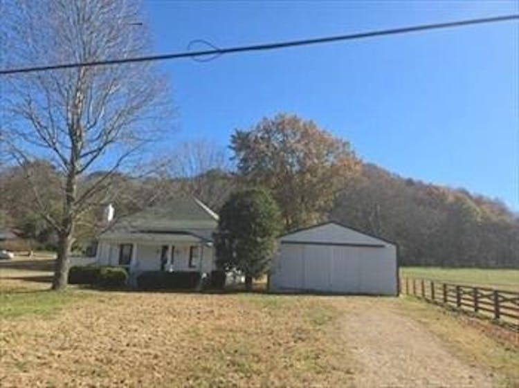 8497 Lawrenceburg Hwy Mount Pleasant, TN 38474, Maury County