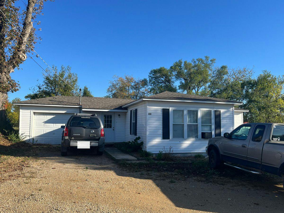 Division St, Bonne Terre, MO 63628