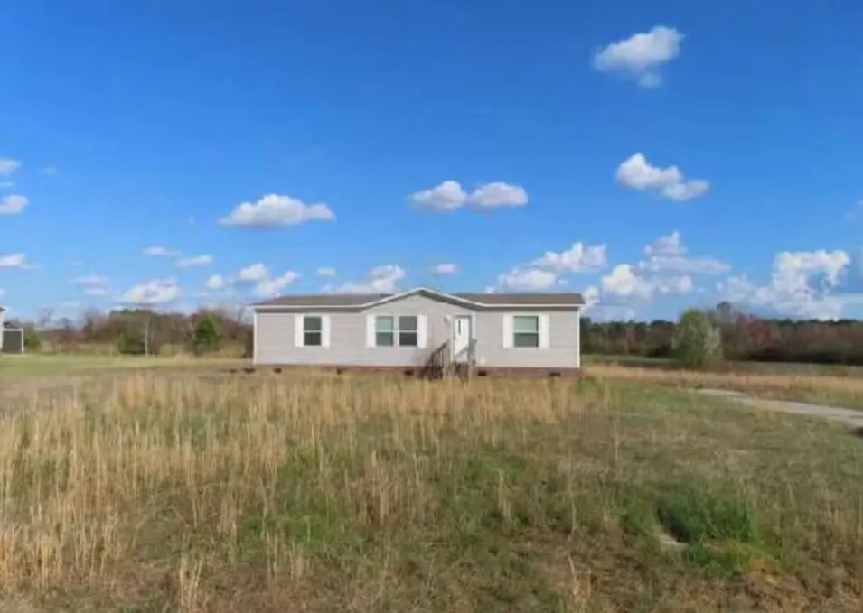 381 Emily Dr Chadbourn, NC 28431, Columbus County