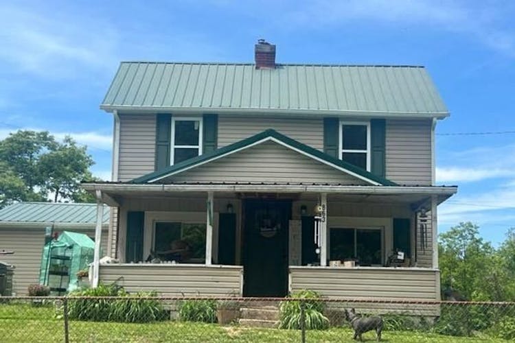 863 McLane Pike Red House, WV 25168, Putnam County