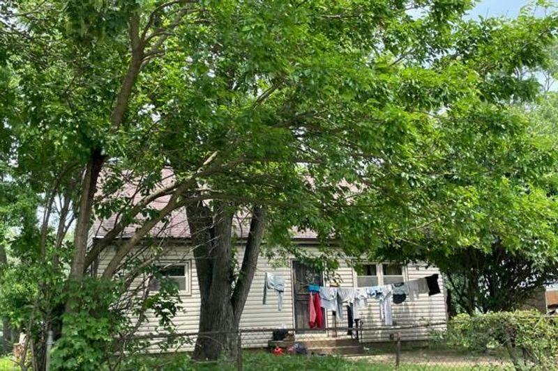 Loretta Ave, Columbus, OH 43211