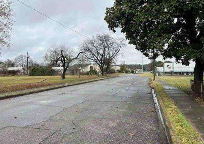 10th St, Birmingham, AL 35204