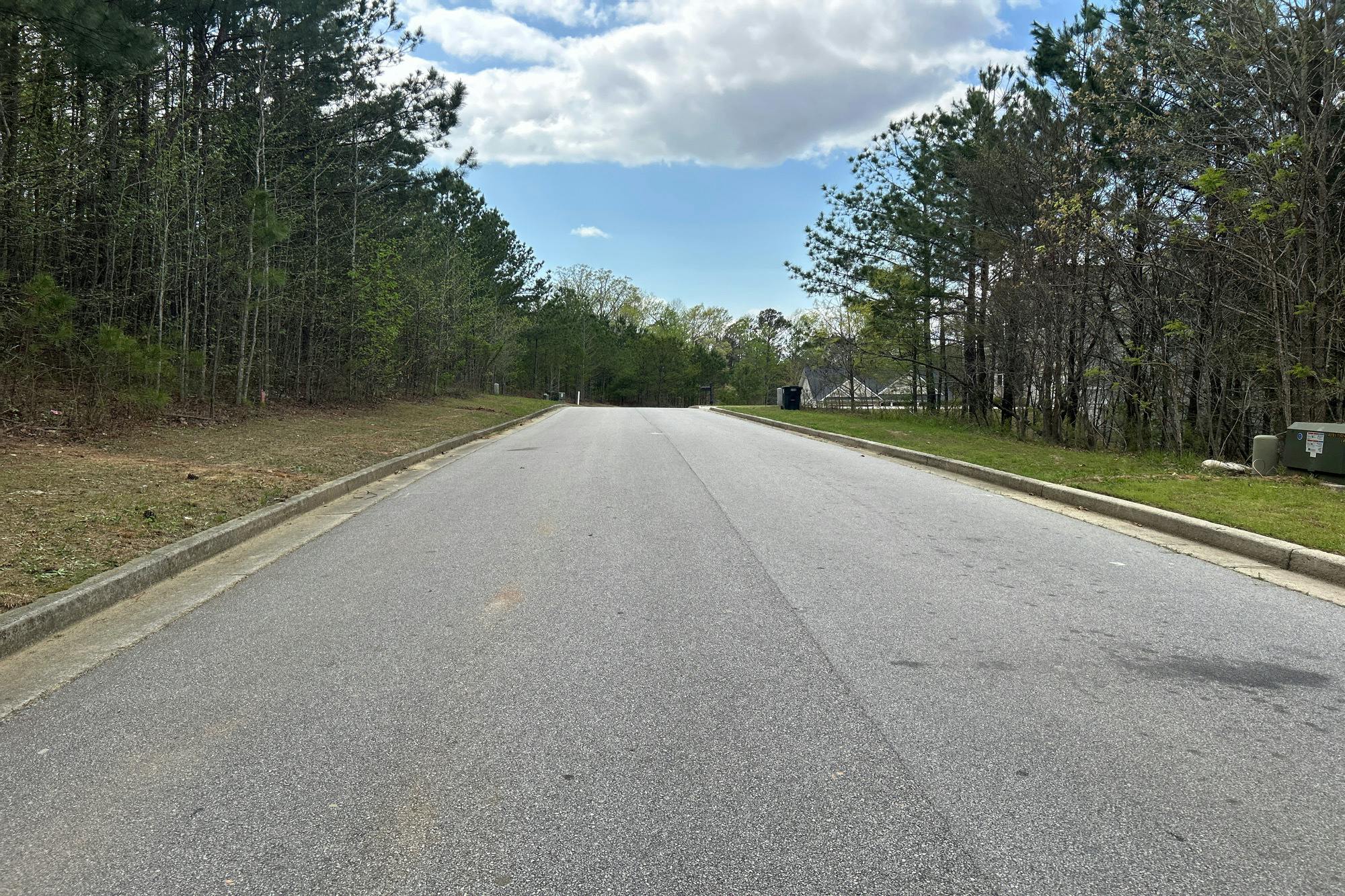 Shoals Trl, Dallas, GA 30132