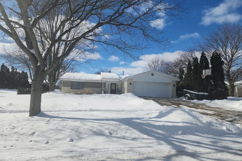 24433 Bonnie Brook Dr Novi, MI 48374-3009, Oakland County