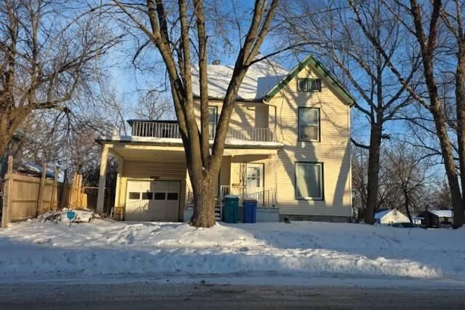 428 E Pearl St Owatonna, MN 55060, Steele County