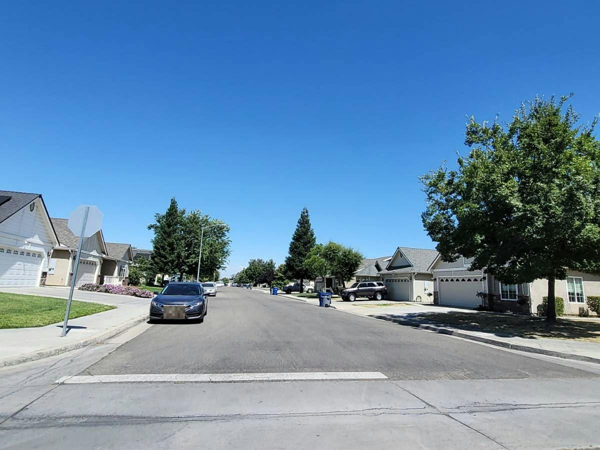 Montecito Ave, Fresno, CA 93727