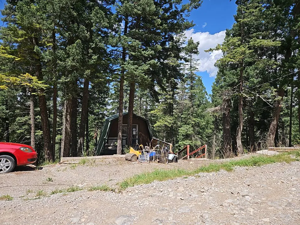 16 Oak Trail Cloudcroft, NM 88317, Otero County