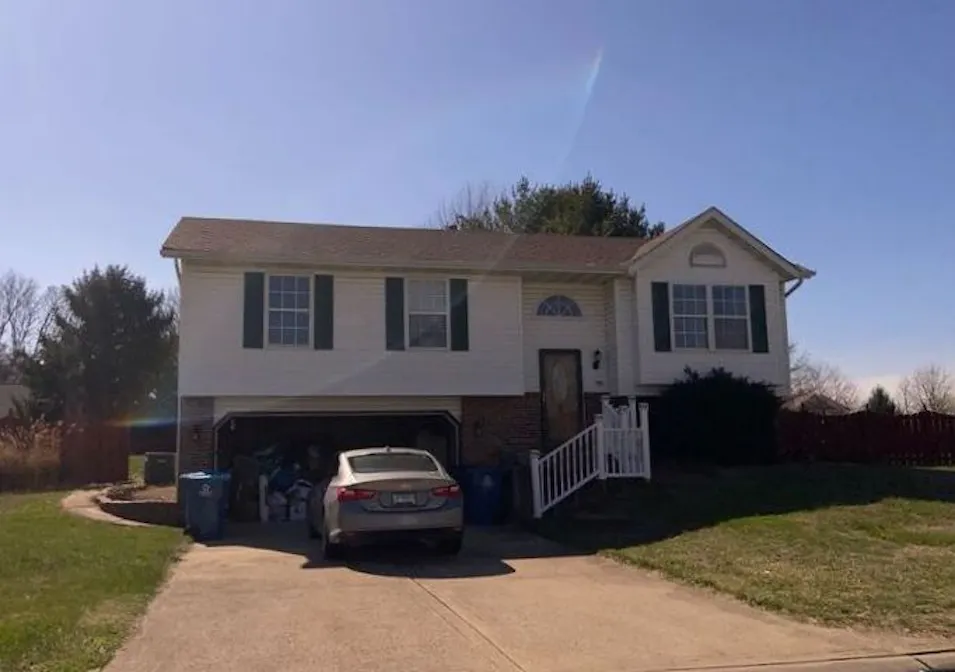 700 Copper Line Rd Maryville, IL 62062, Madison County