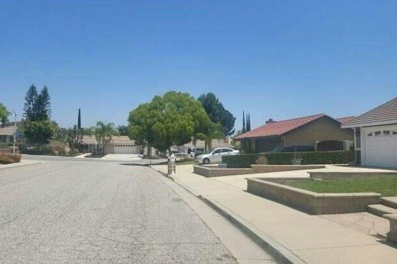 Leafwood Dr, Moreno Valley, CA 92555