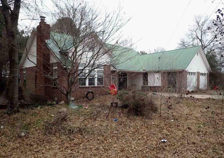 402 E College St Altus, AR 72821, Franklin County