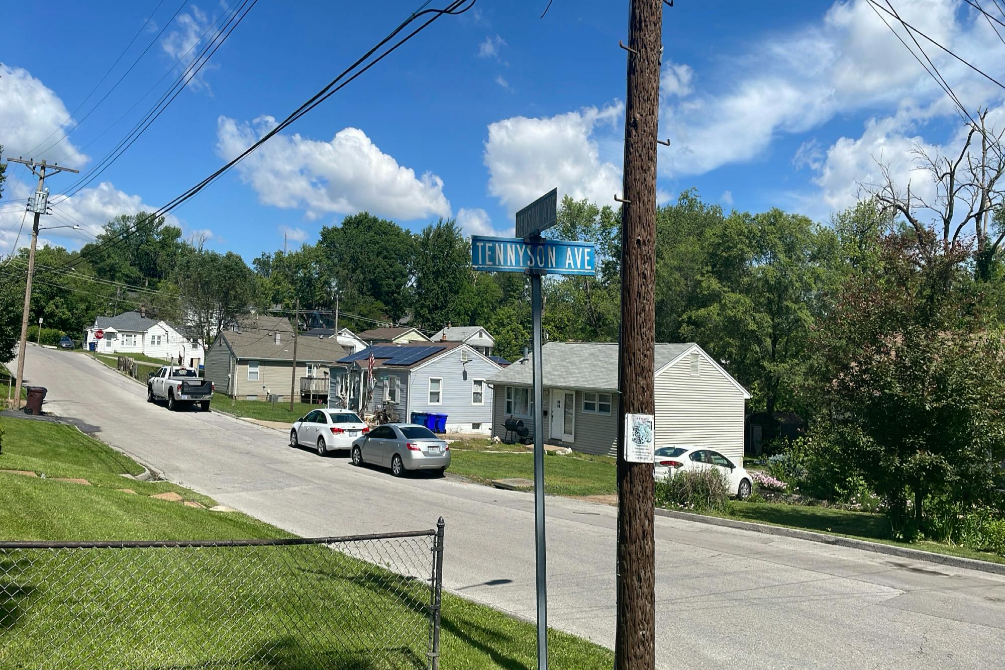 Tennyson Ave, Saint Louis, MO 63114