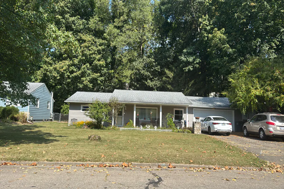 1253 East Allen Street Lancaster, OH 43130, Fairfield County