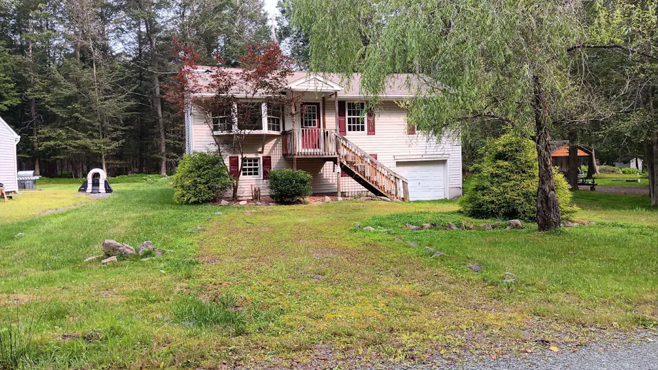 60 Tallwood Dr Albrightsville, PA 18210, Carbon County