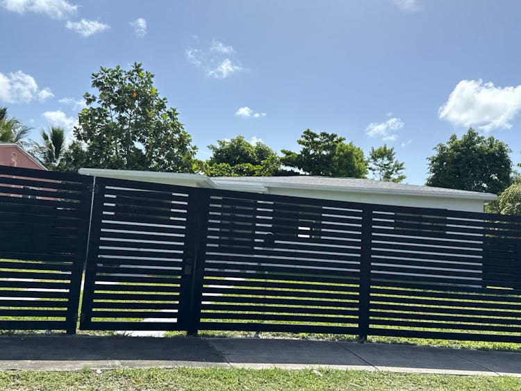 15725 NE 11th Ct North Miami Beach, FL 33162, Miami - Dade County