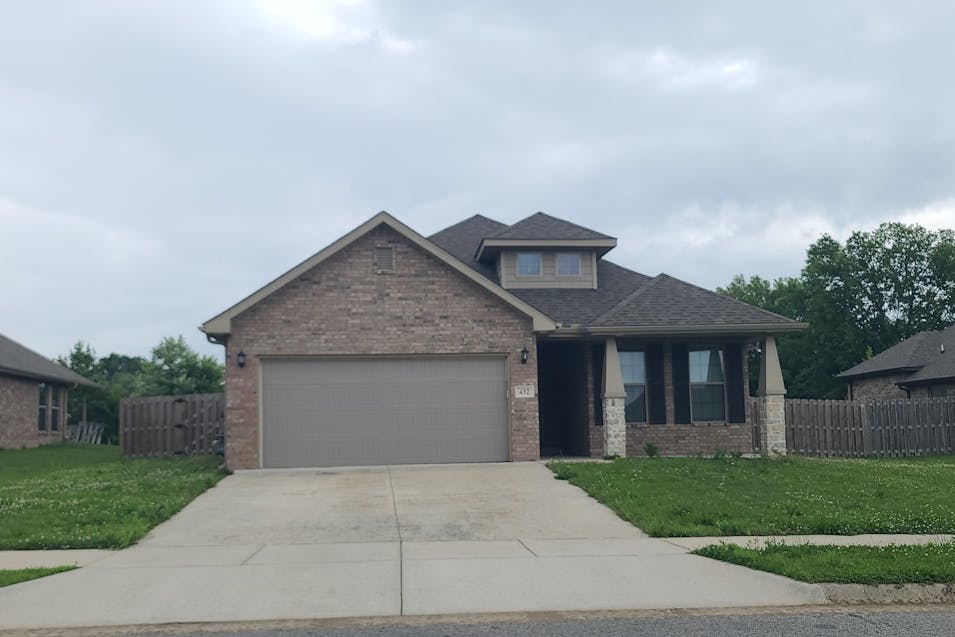 432 Hall Avenue Pea Ridge, AR 72751, Benton County