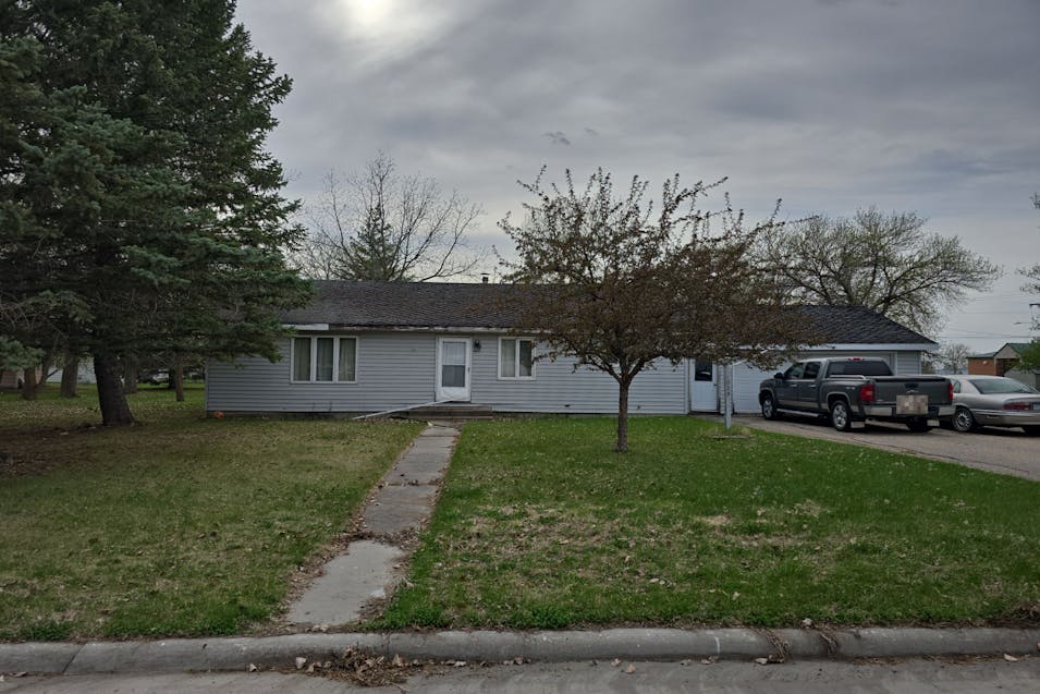 1005 Elm Ave S Hallock, MN 56728, Kittson County