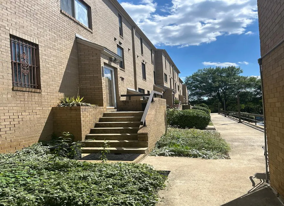 2741 31st Pl NE Washington, DC 20018, District of Columbia County