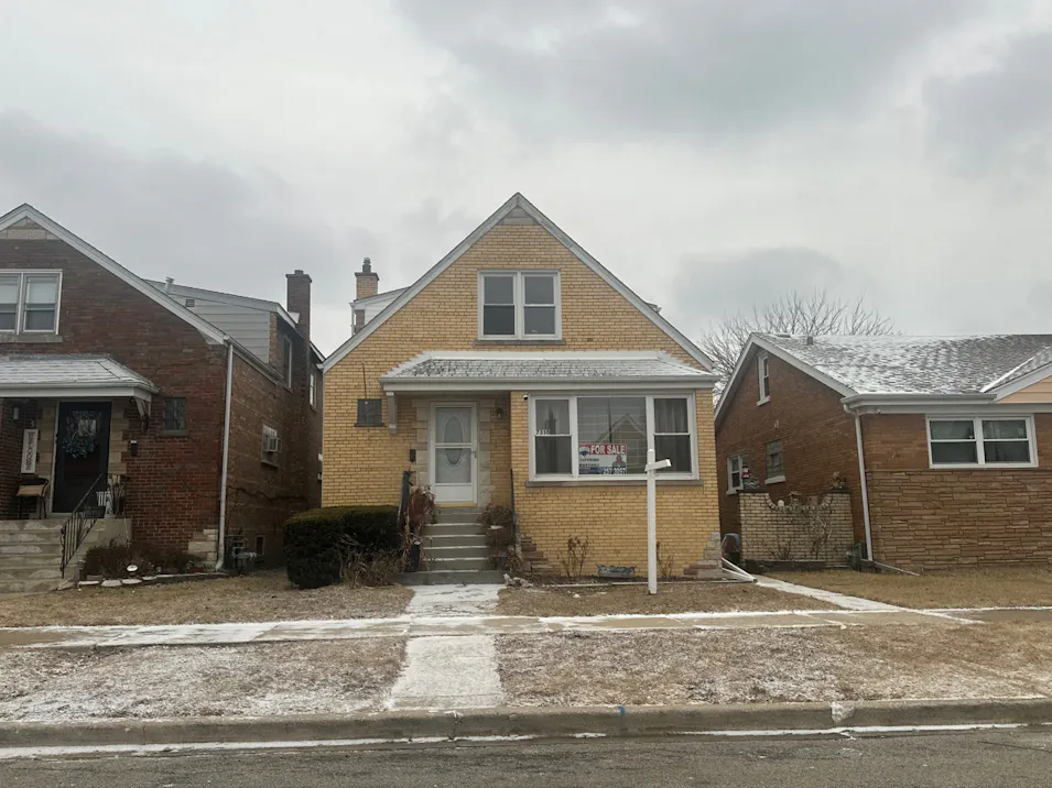 7330w 61st Pl Summit, IL 60501, Cook County