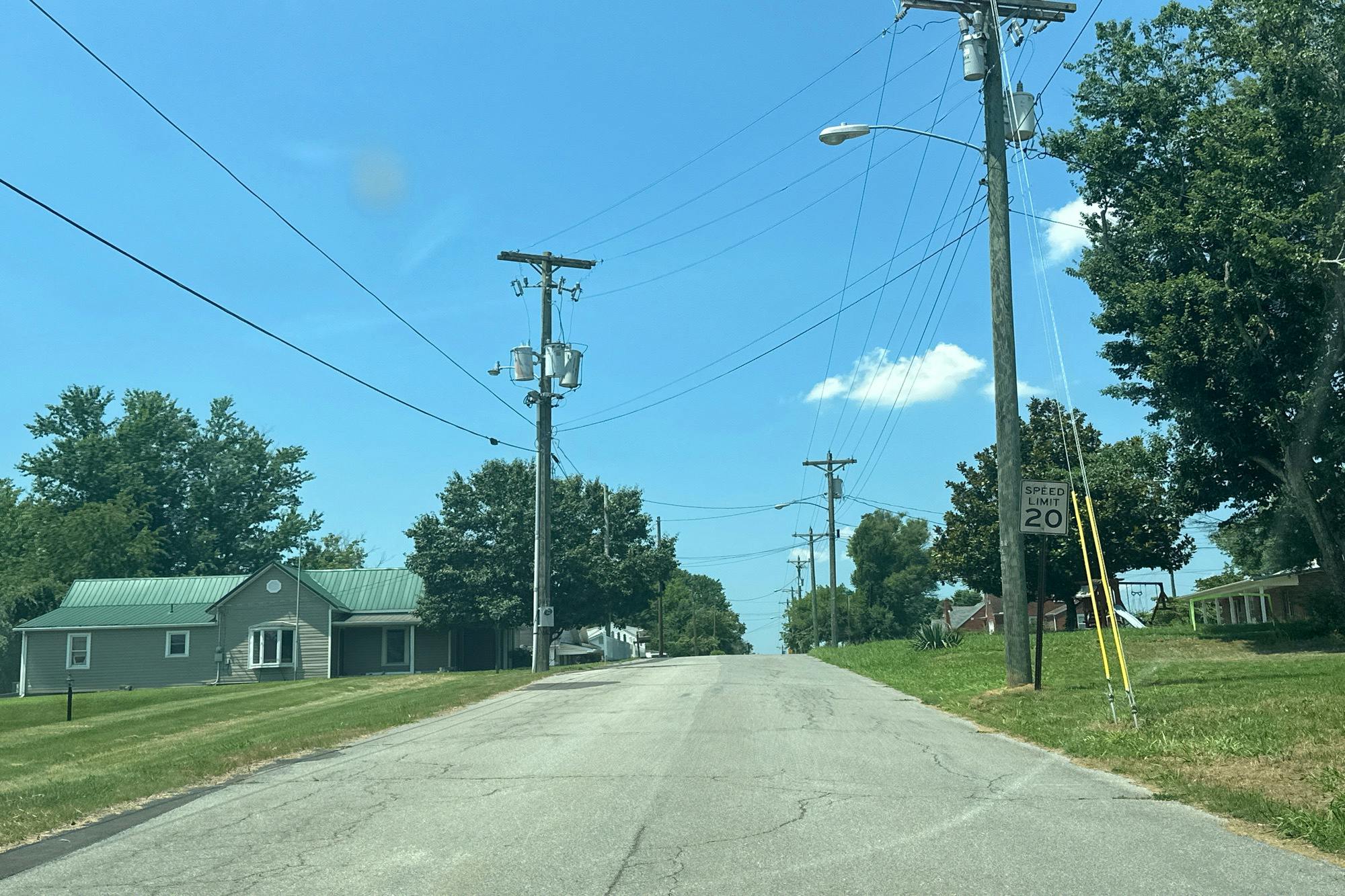 Oak St, Church Hill, TN 37642