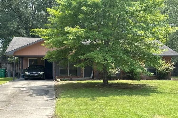 14040 Lorraine Dr Hammond, LA 70403, Tangipahoa County