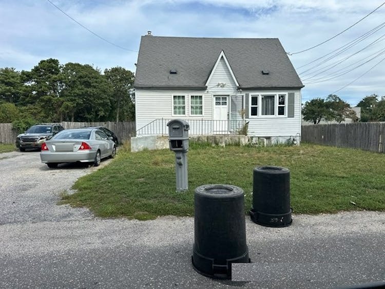 239 Ocean Avenue Brentwood, NY 11717, Suffolk County