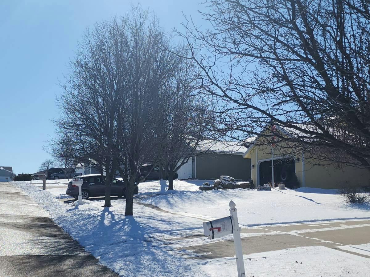 Stone Crest Dr, Topeka, KS 66615
