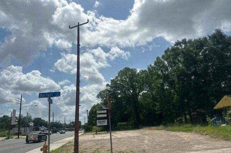 Bartlett St, Baton Rouge, LA 70805