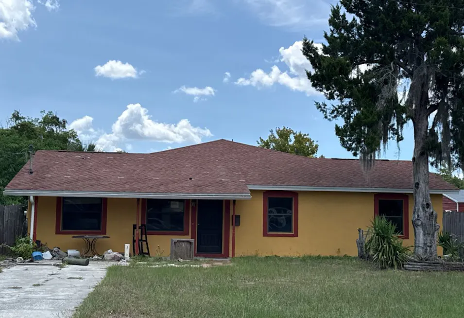 709 N Disston Ave Tavares, FL 32778, Lake County