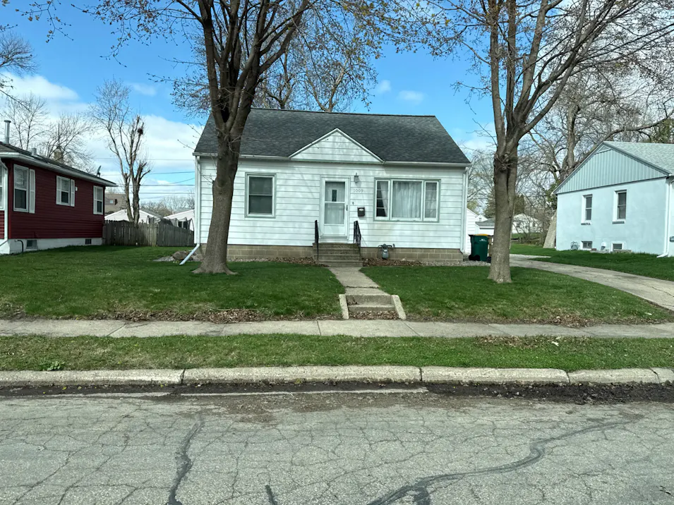 1009 Columbus Av Albert Lea, MN 56007, Freeborn County
