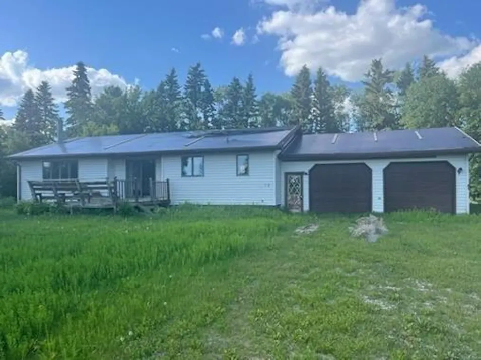 709 9th Ave E Langdon, ND 58249, Cavalier County
