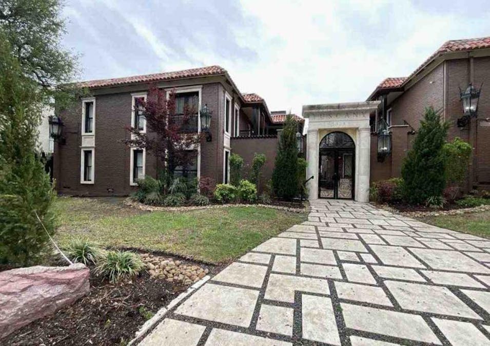 5926 Sandhurst Ln Unit 224 Dallas, TX 75206, Dallas County