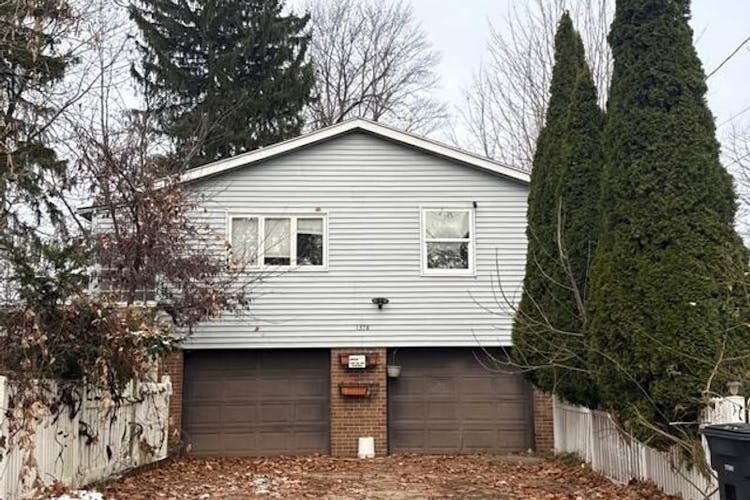 1378 Blackstone Avenue Akron, OH 44310, Summit County