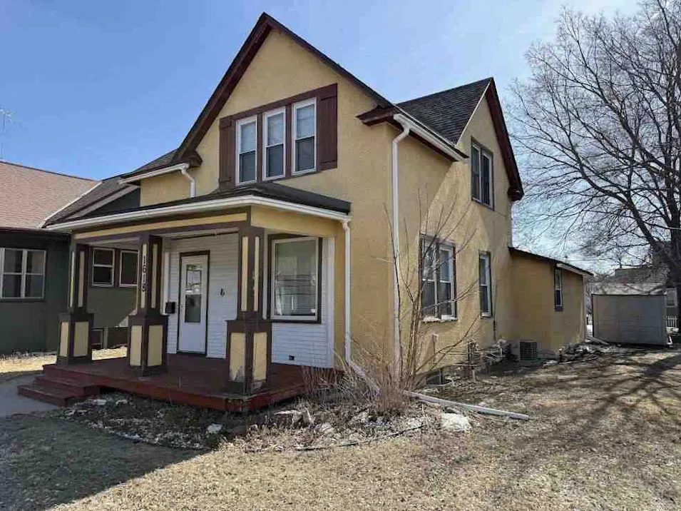 1618 W Saint Germain St Saint Cloud, MN 56301, Stearns County